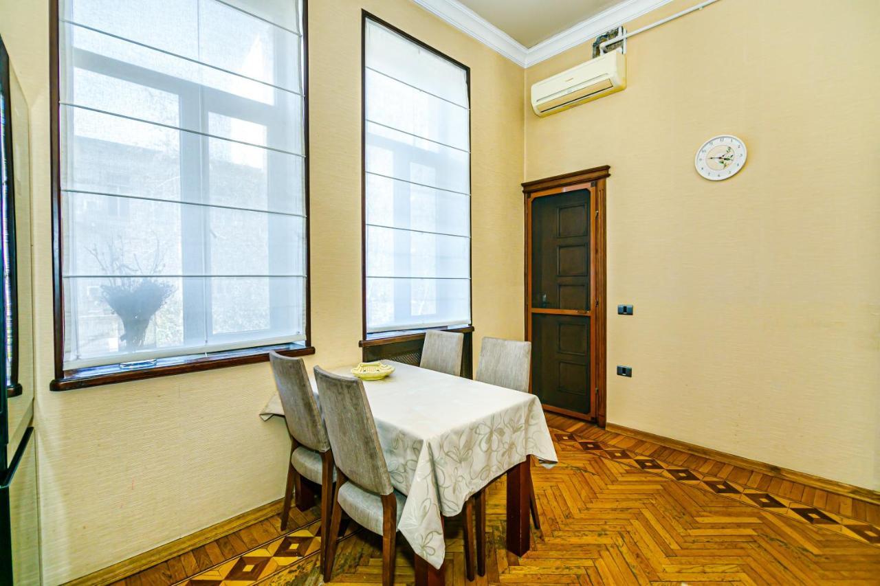 شقة Continental 4 *